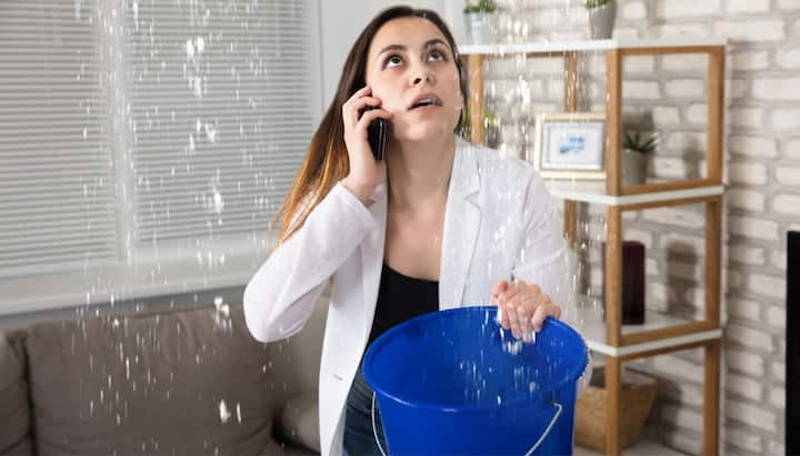 Top 5 Reasons To Hire A Water Damage Expert